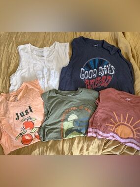 Sonoma Tank Top lot of 5 Graphic Design